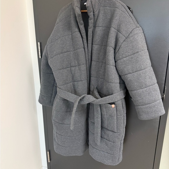 Lunya L-XL NWT (see desc) “Restore” double faces Gray Quilted coat/robe - Picture 13 of 16